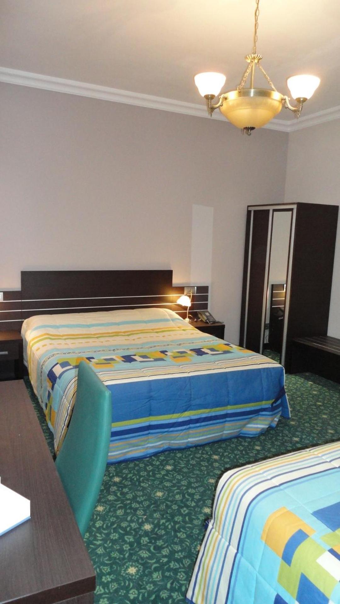 Hotel L'Auberge Du Souverain Auderghem ภายนอก รูปภาพ